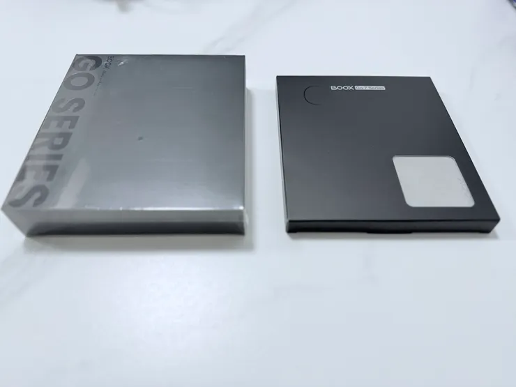 Go7 及 官方附送的保護套