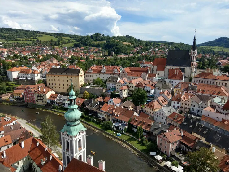 捷克庫倫諾夫 (Český Krumlov) 於1992年登錄為世界文化遺產。