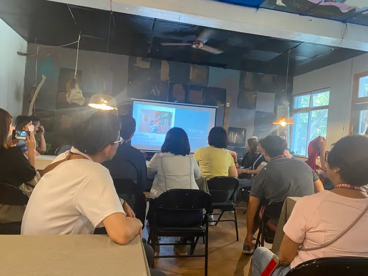 講解如何取樹皮和使用樹皮創作