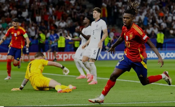 尼高威廉斯為西班牙射成1:0