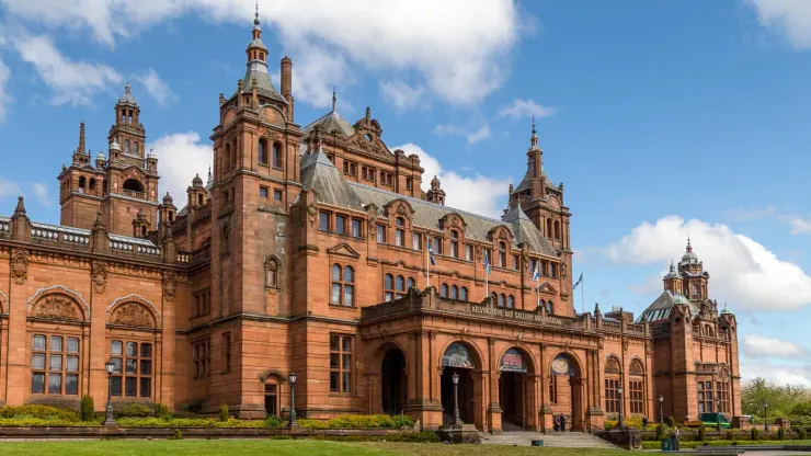 學校旁邊的Kelvingrove Museum是非常有人氣的景點, 有點像是小一號的大英博物館