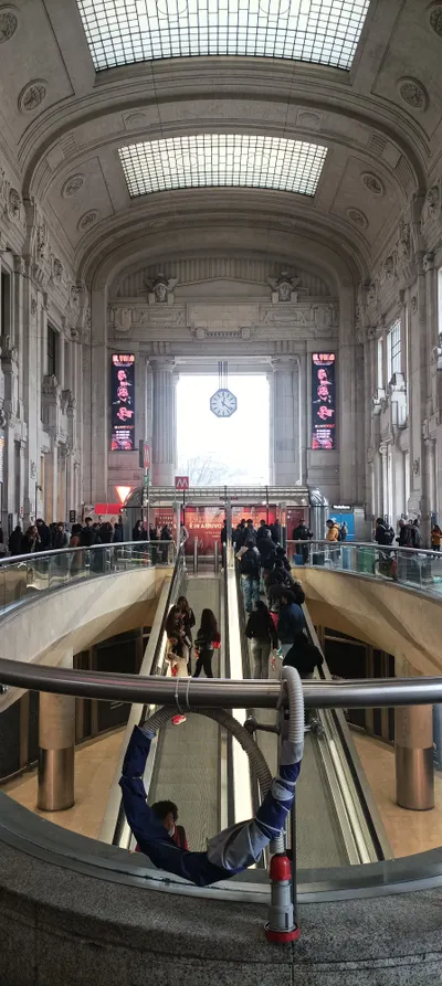 《微高光──獨闖北靴國》(4)保安，可以這樣付了又付的嗎？