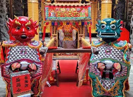 天上聖母與兩位將軍（圖片截圖於網路）