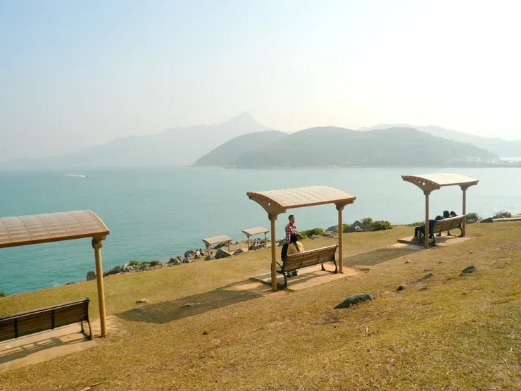 登上高地遙望