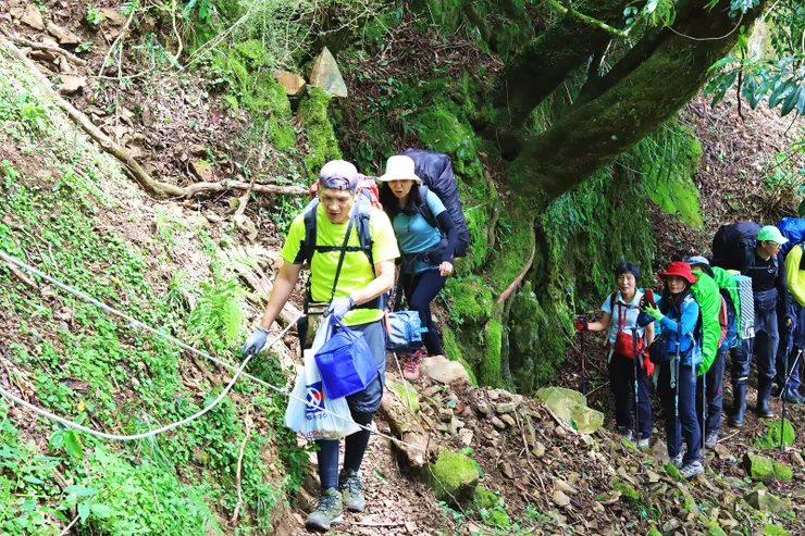 多處崩塌地形要小心通過