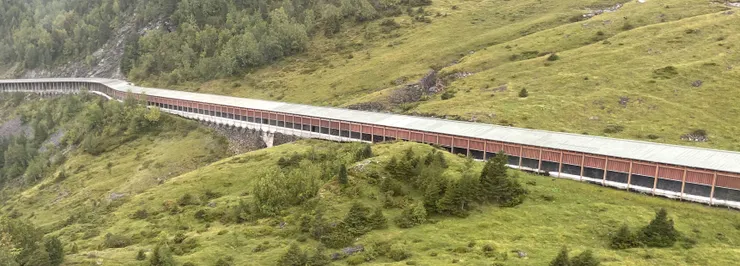 少女峰列車（Jungfrau Railway）穿越明隧道