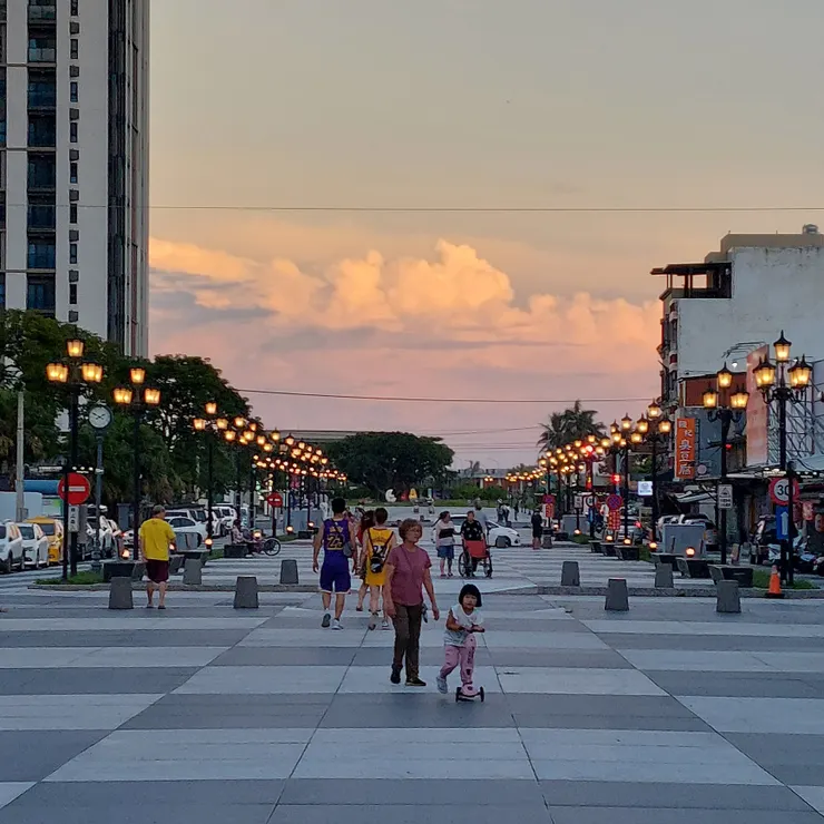 日出香榭大道 / 資料來源：我自己