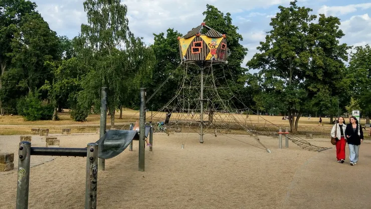 有趣的兒童遊具