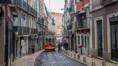 你的「TRAVEL」是旅遊，還是旅行?