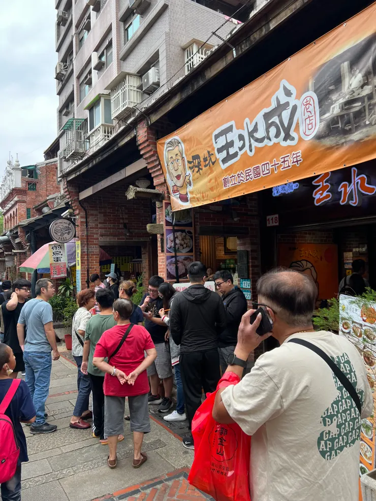 王永成老店排隊人潮