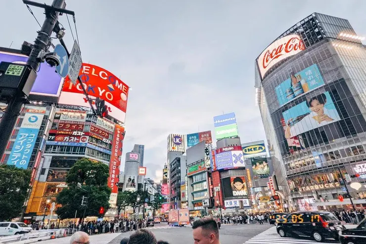 初次造訪繁華的東京澀谷街頭,根本逛不完阿。