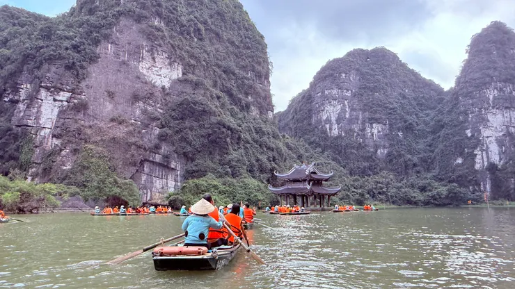 陸龍灣得名自陸地上的下龍灣