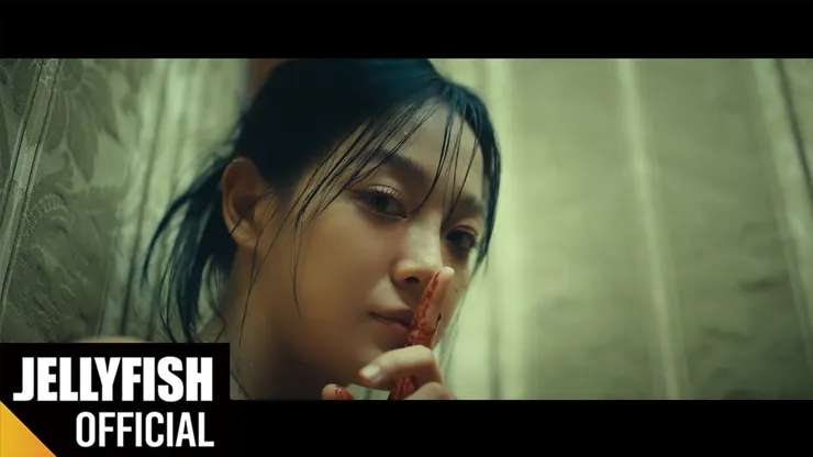 圖片來源：KIM SEJEONG 김세정 'Top or Cliff' on YouTube