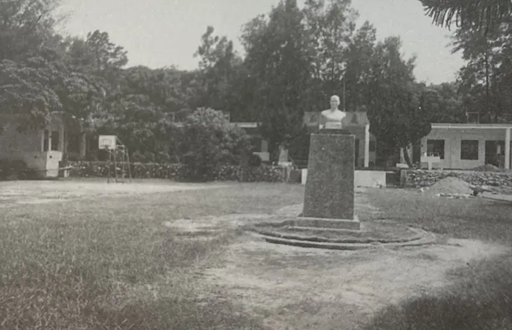 右方空地就是爭取到經費整修的急診區（截自《那年，我們在小金門行醫》）