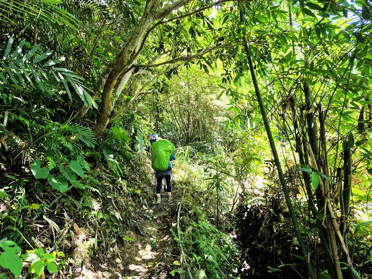 石空古道前段會經過附近民家的菜園
