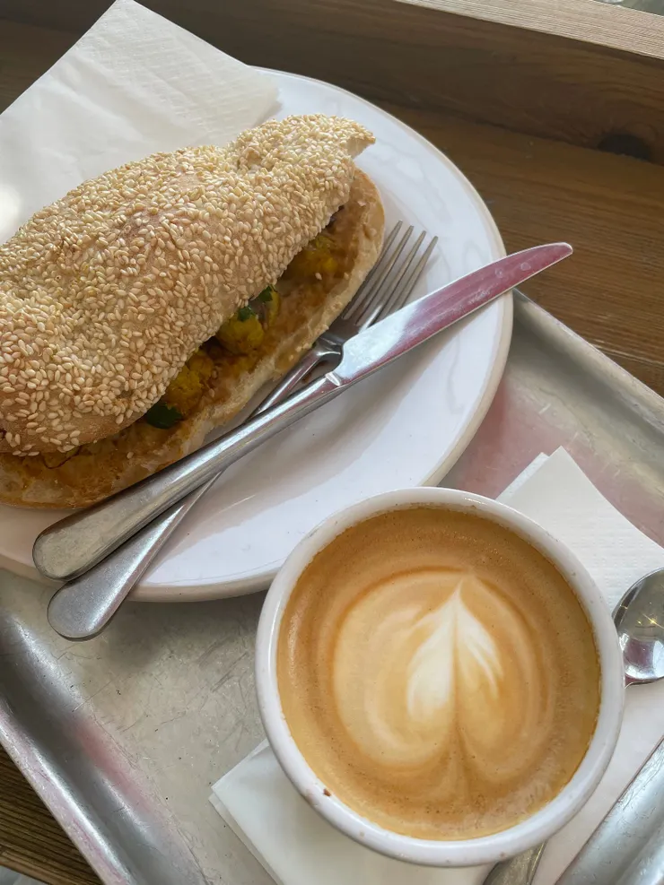 是日午餐（不太習慣吃硬包）