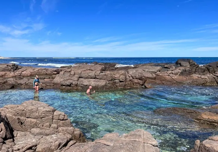 不敢出海的,在海蝕溝裏依然可以玩的很開心