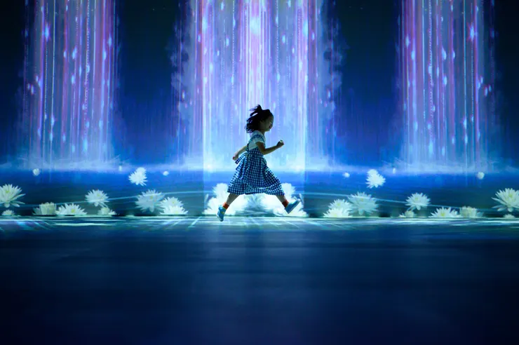 Fina 持續在如何將商業邏輯應用在藝術體驗領域盡一份心力。（圖片來源：双融域臉書）