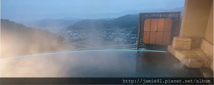 以上照片來自官網