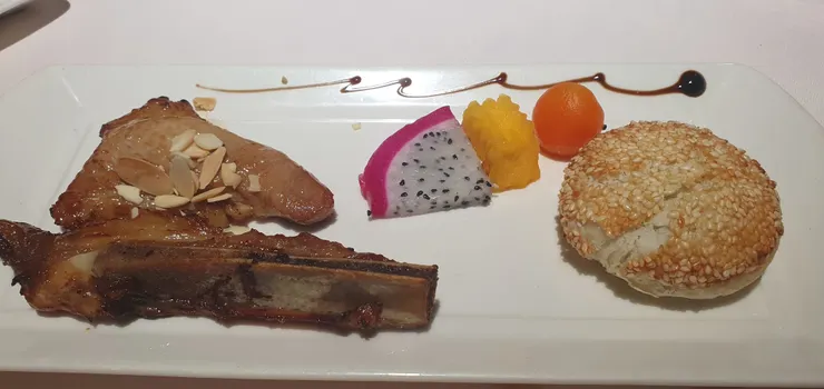 笑CC超主觀食評_京蔥烤酥餅 戰斧豬小排