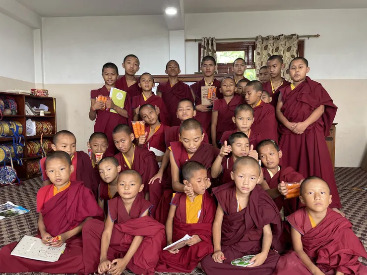 尼泊爾創古佛學院師生皆積極學習中文