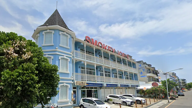 冒煙的喬-墾丁大灣店。圖／截自Google Maps