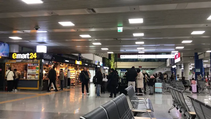 清州機場出入境大廳