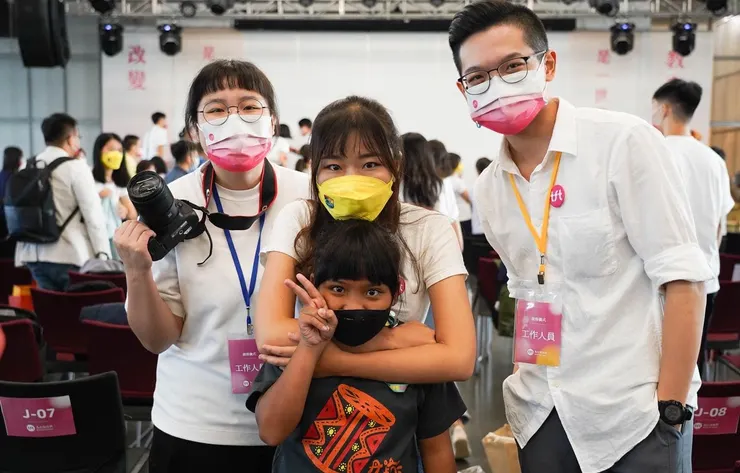 2022'08 第七屆&第九屆啟程儀式 與夥伴國維／淡江學姊C7計畫老師瑋雯／丹路孩子合影