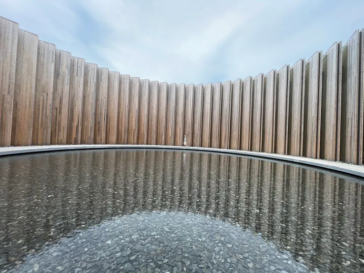 日本館的空間設計別有禪意