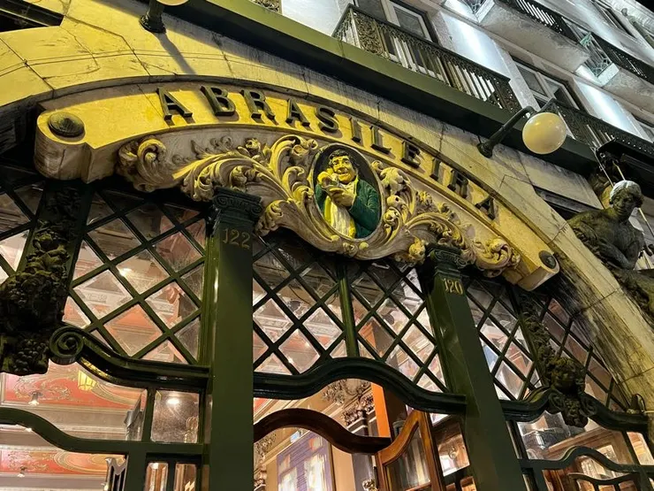 巴西人咖啡館招牌