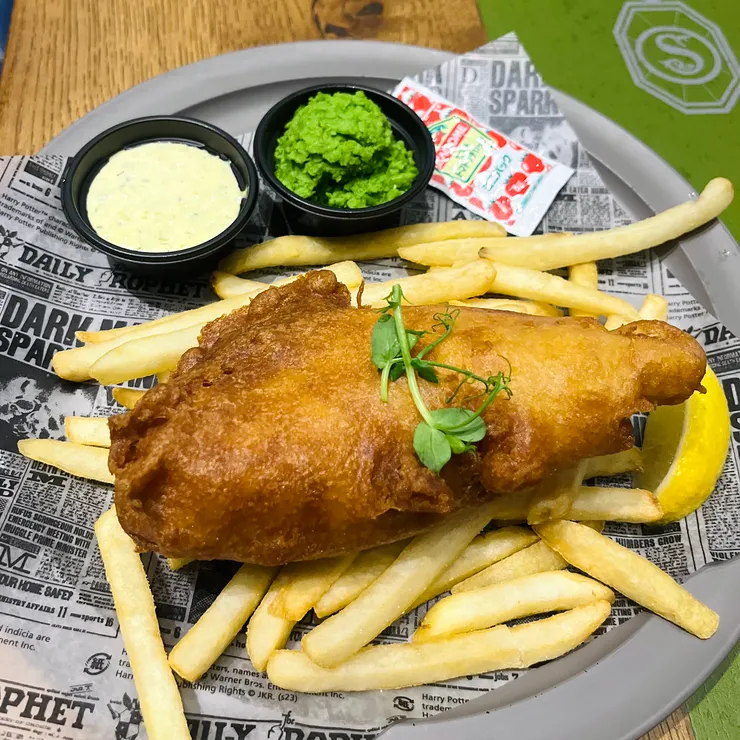 🔸炸魚與薯條 フィッシュ&チップス