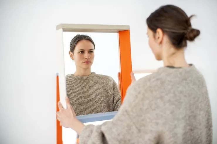 via https://www.google.com/url?sa=i&url=https%3A%2F%2Fwww.vitra.com%2Fen-as%2Fproduct%2Fdesigner%2Fjulie-richoz&psig=AOvVaw23VuxHATcWz-ZMzjT5K-Bb&ust=1740386806598000&source=images&cd=vfe&opi=89978449&ved=0CBQQjRxqFwoTCJjZ06K02YsDFQAAAAAdAAAAABAE