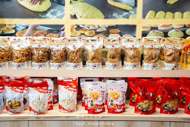 [台中大甲伴手禮]麻姥姥手工餅舖，媽祖欽點的供品？麻荖盆花供佛美翻天，傳承五代百年手藝，過年限定木盒、抹茶口味必搶，2026禮盒推薦