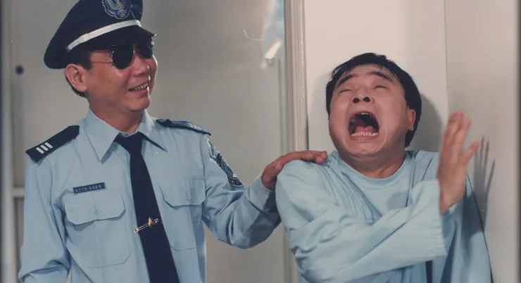 小說看到一半就大概知道這個並非專業懸疑小說寫手，想要搞什麼花招了，抓到了嗎？沒抓到嗎？隨便啦！