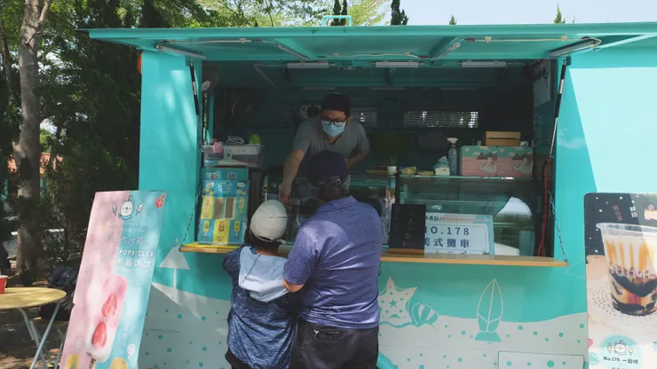 機動性高，功能一應具全的美式攤車