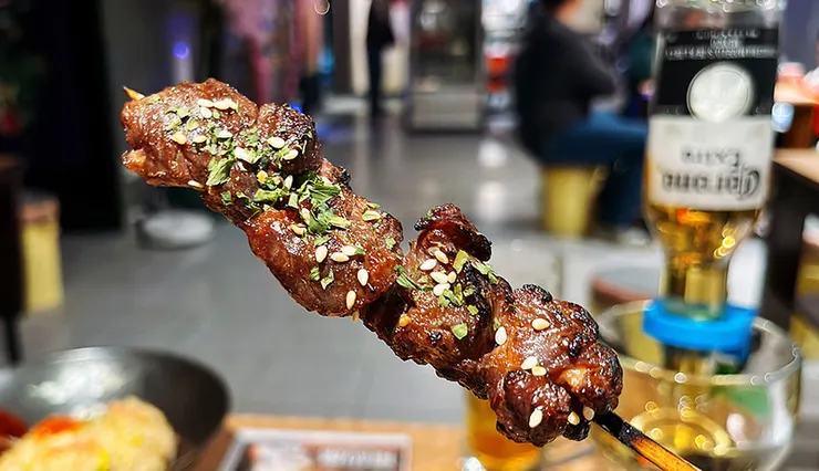 zhongli-izakaya-cumin-lamb-skewer-sung-takumi.jpg
