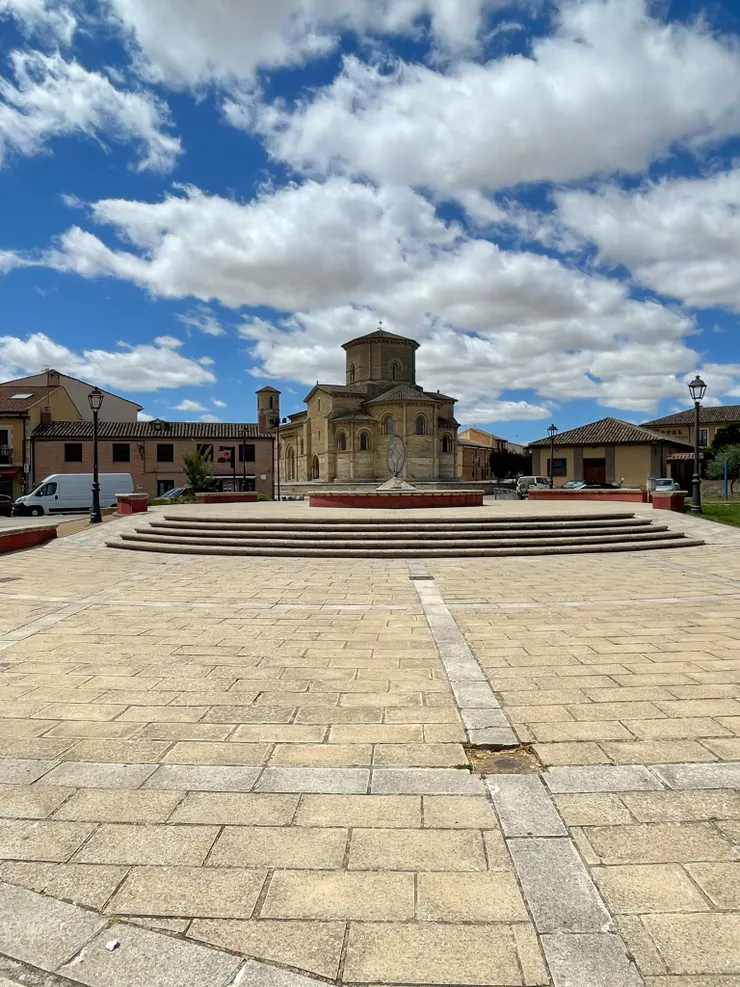 Iglesia de San Martín de Tours ( Frómista )