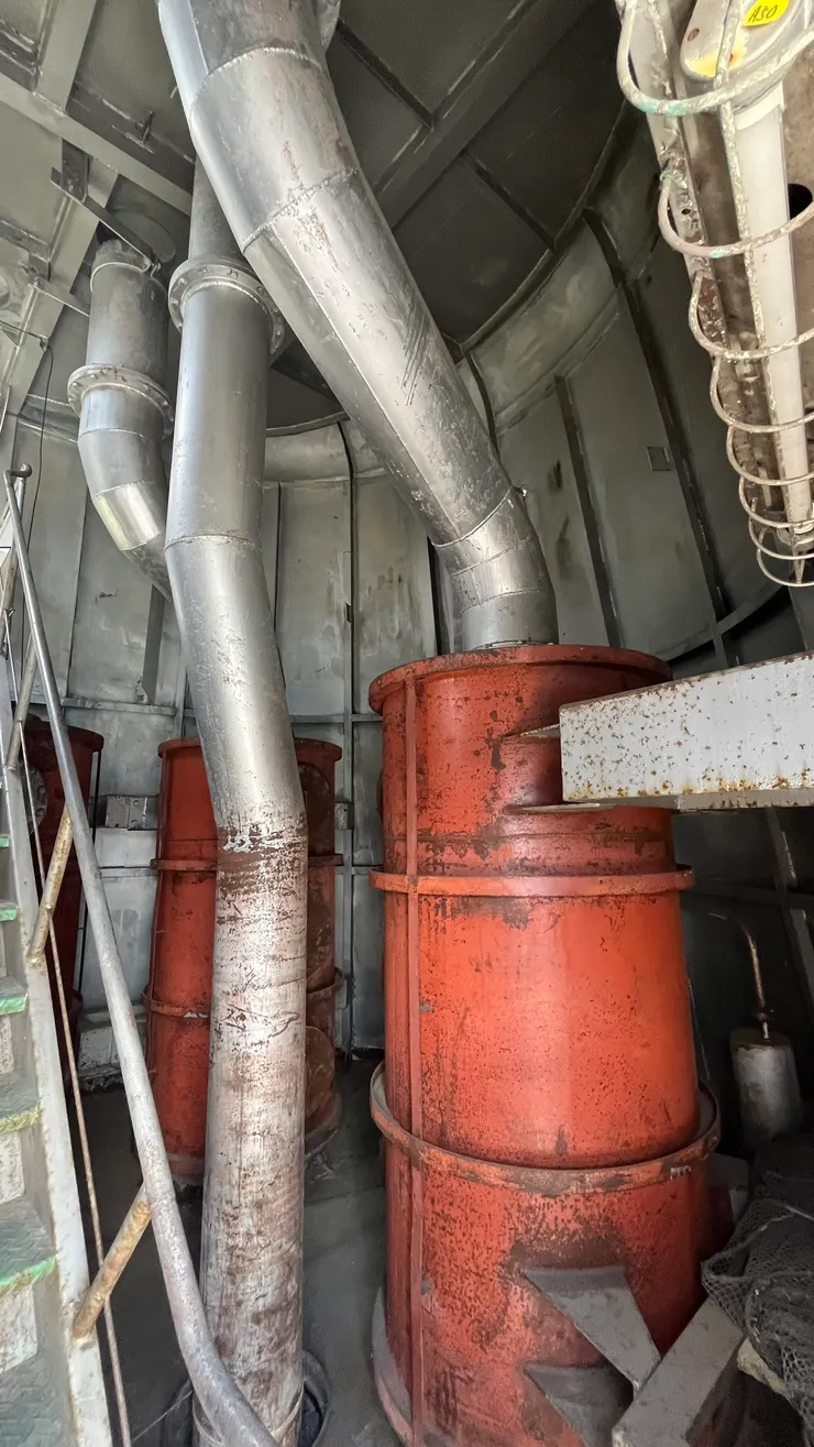 能近距離觀察到船舶的內部結構。