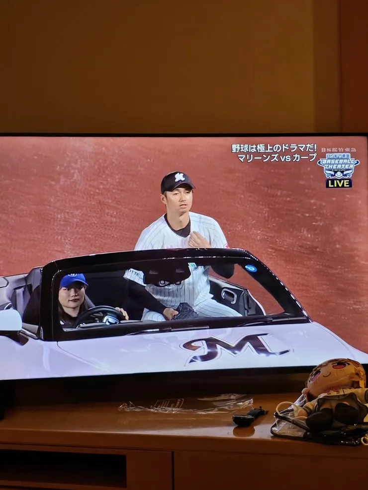 看電視: 這個投手上場方式過於先進了(哈