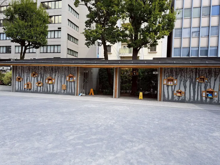 廁所外觀很有童趣感