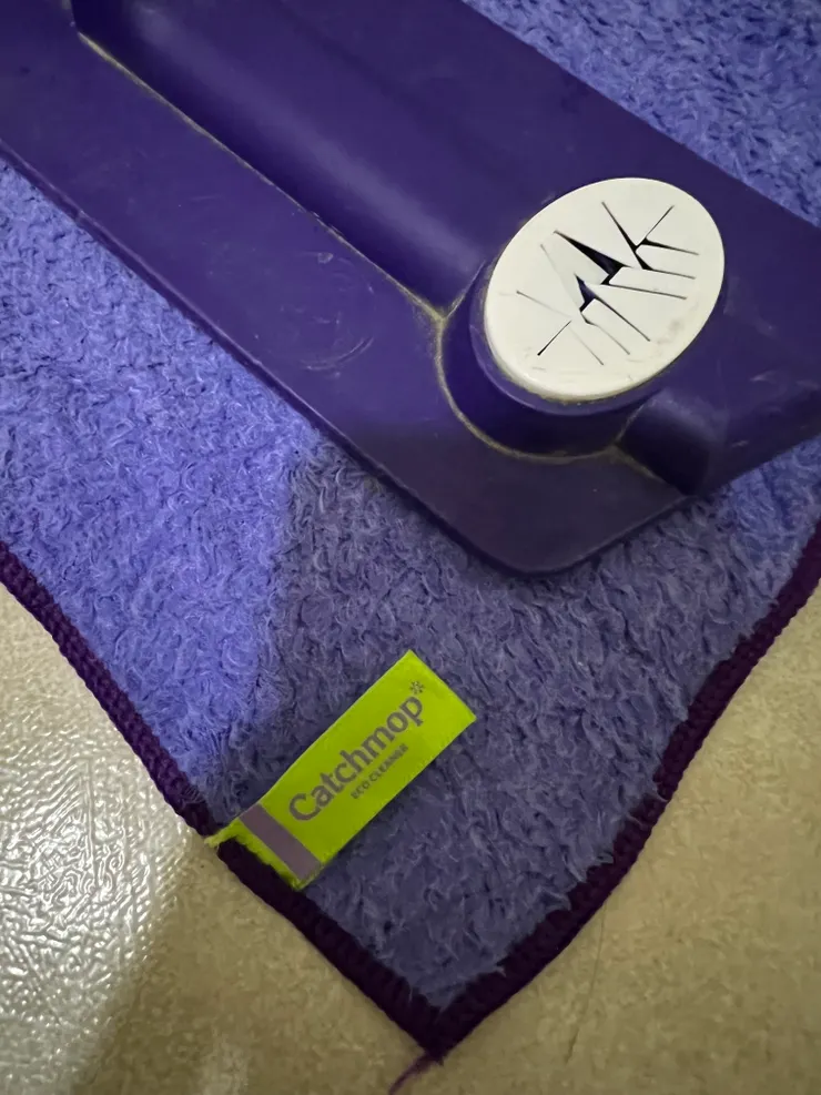 它的牌子是Catchmop