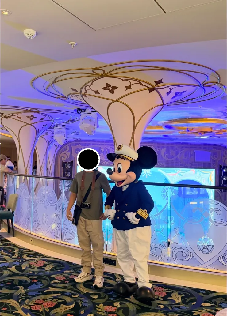 如果沒預約的話只能在旁邊拍照，但不能過去合照