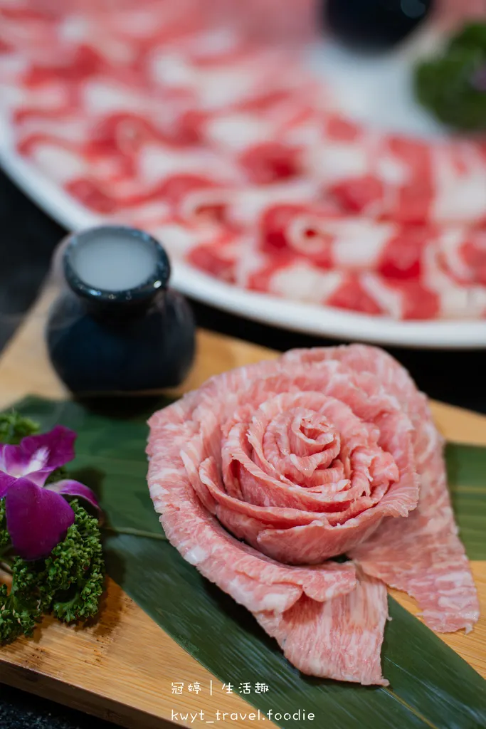 【泰滾泰式火鍋桃園店】當月壽星幾歲就送幾隻蝦!桃園火鍋推薦,