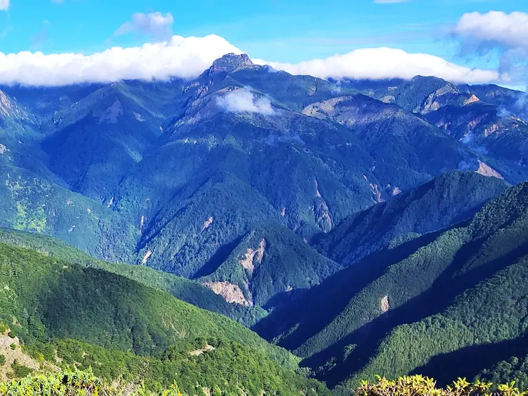 新康山