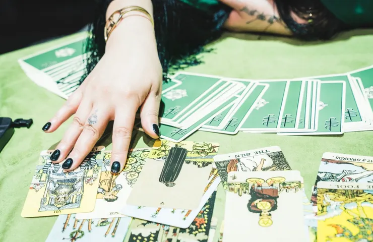 天機試煉場 | 評價 8.1/10  | awwrated