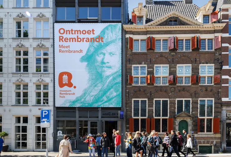 我看得太開心竟然忘了拍照。圖片來自於官網,這是經典的林布蘭之家形象,荷蘭賣很多特色房子的小模型跟磁鐵,林布蘭之家裡有賣林布蘭家的小模型,有在搜集小模型的人感覺很值得買。