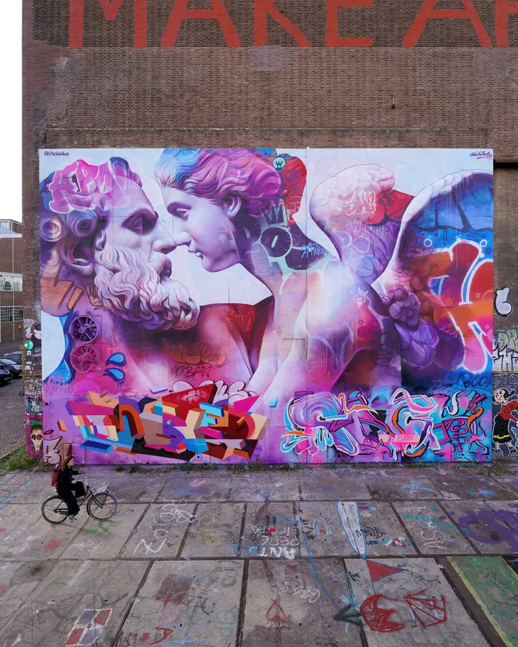 PichiAvo為阿姆斯特丹STRAAT博物館創作兩幅壁畫，圖為其一作品。