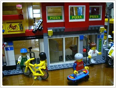 這組還可以看得到「街角攝影機」