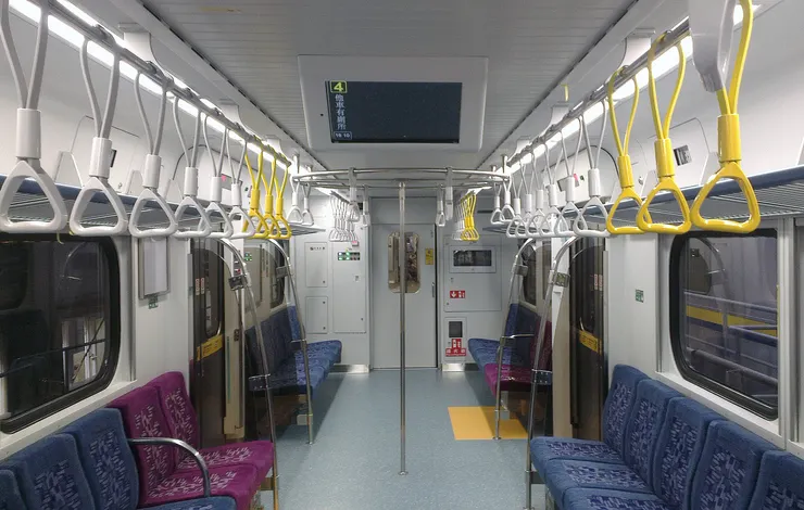EMU800內裝 圖片來源:台灣車輛