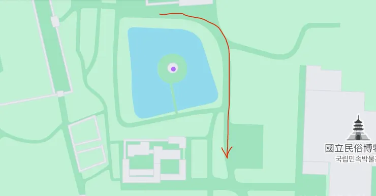 附上Google地圖,沿著香遠亭往左側走